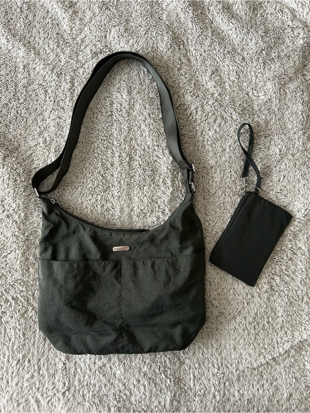 Baggallini Gray Nylon Utility Hobo Crossbody Bag + Matching Wristlet Wallet